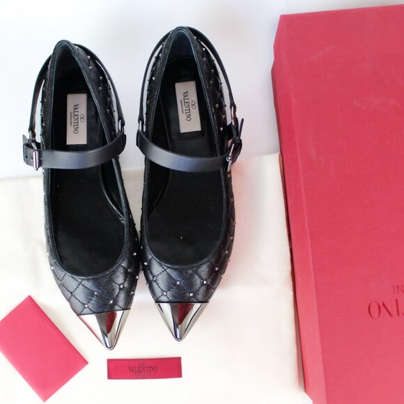 NEW Valentino Garavani Rockstud Spike Quilted Flats - Picture 1 of 15